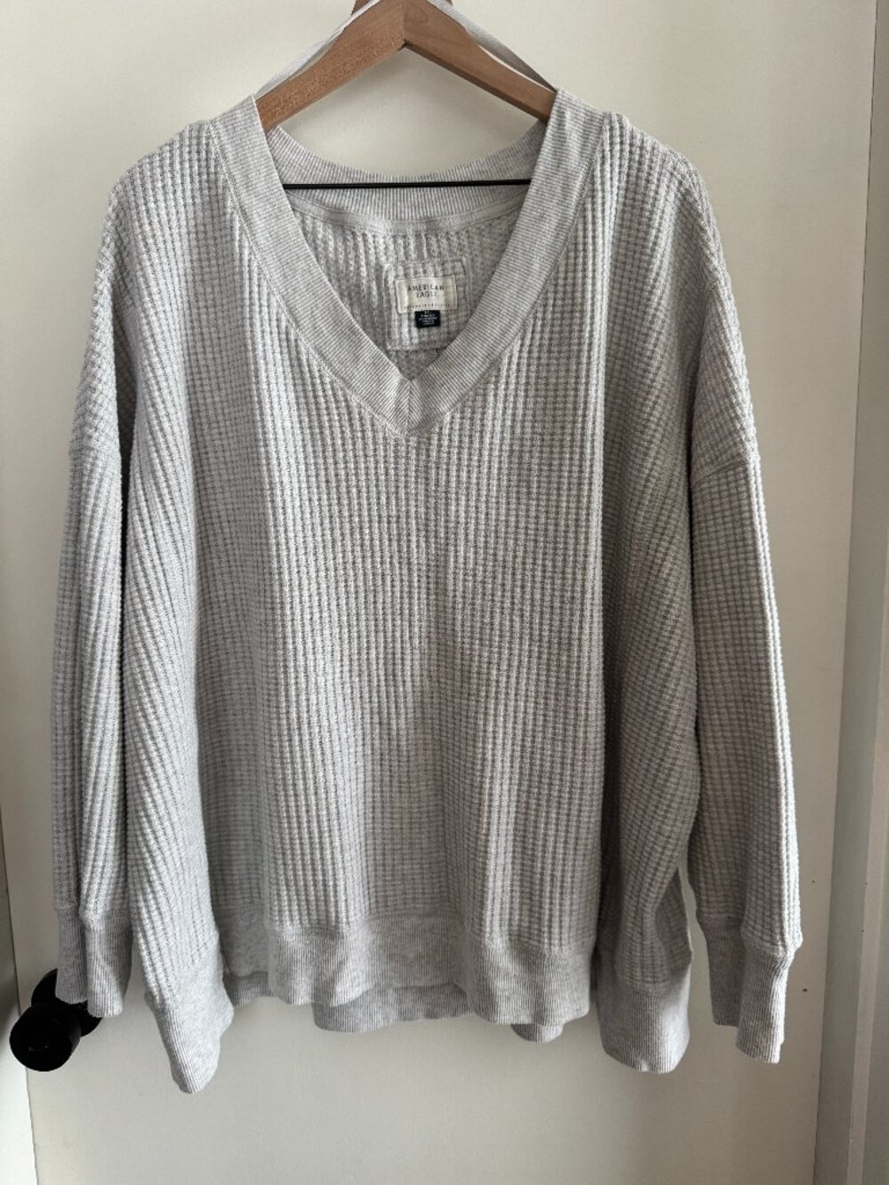 American Eagle Big Hug V-Neck Waffle Knit Sweatshirt Gray - xxl